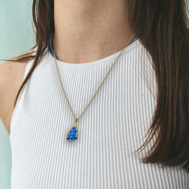 Oceanic Everbloom Pendant: A Love that Lasts"